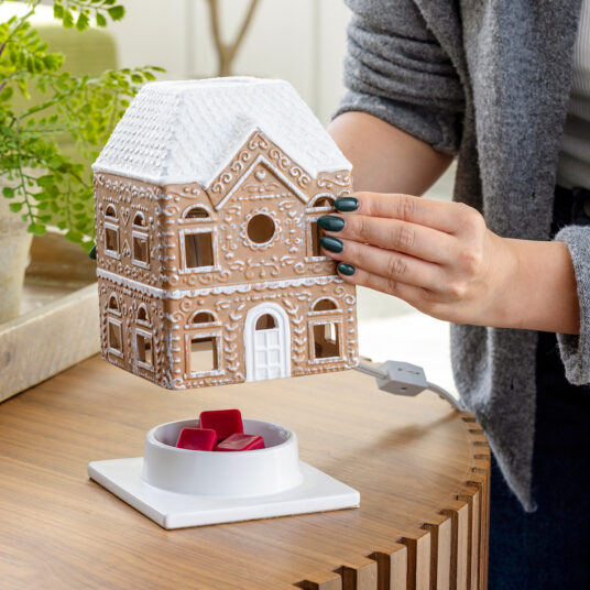 Gingerbread House Fragrance Warmer