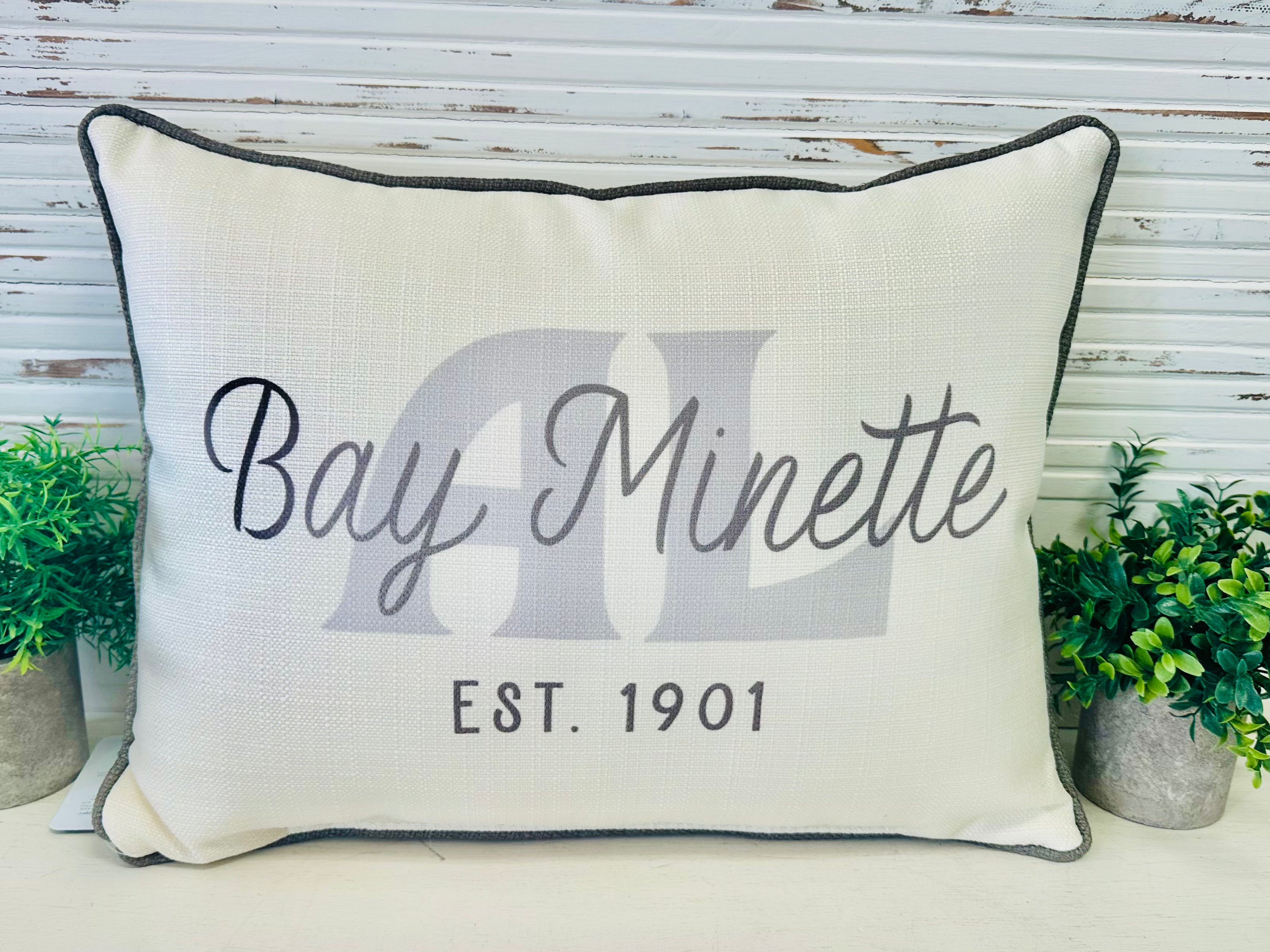 Bay Minette Pillow