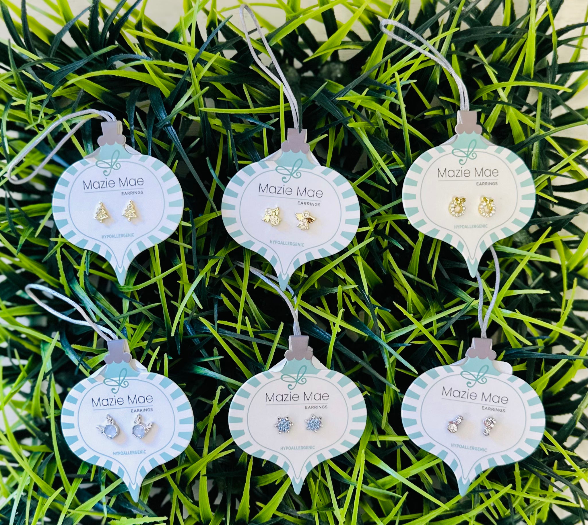 Mazie Mae Holiday Earrings