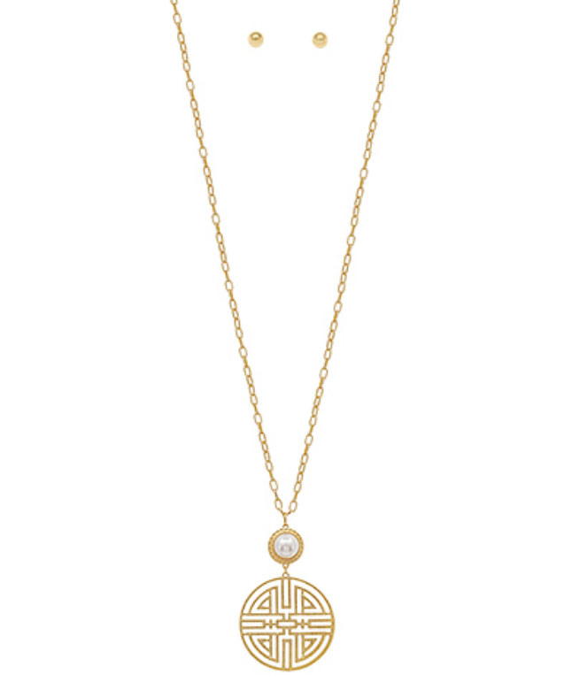 Pearl Round Pendant Necklace Set
