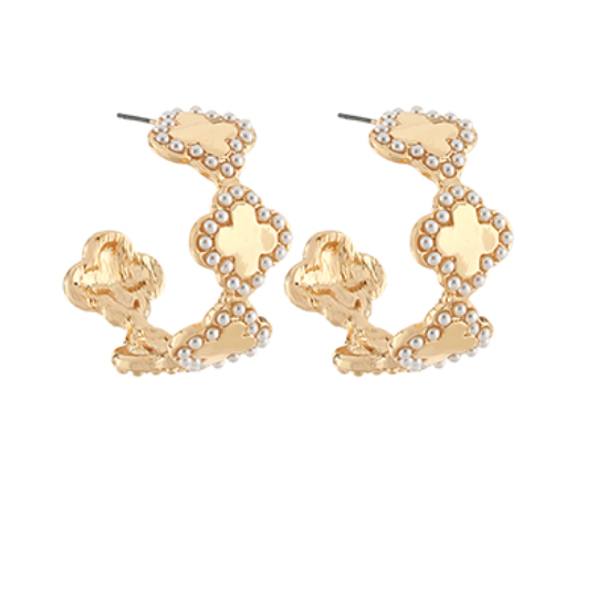 Pearl Lined Clover Hoops