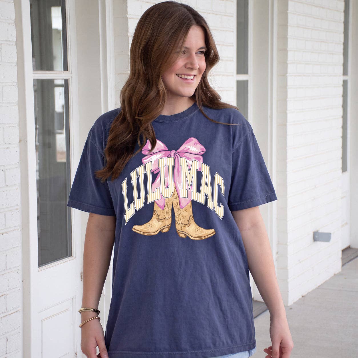 Lulu Mac|Boots & Bow Tee