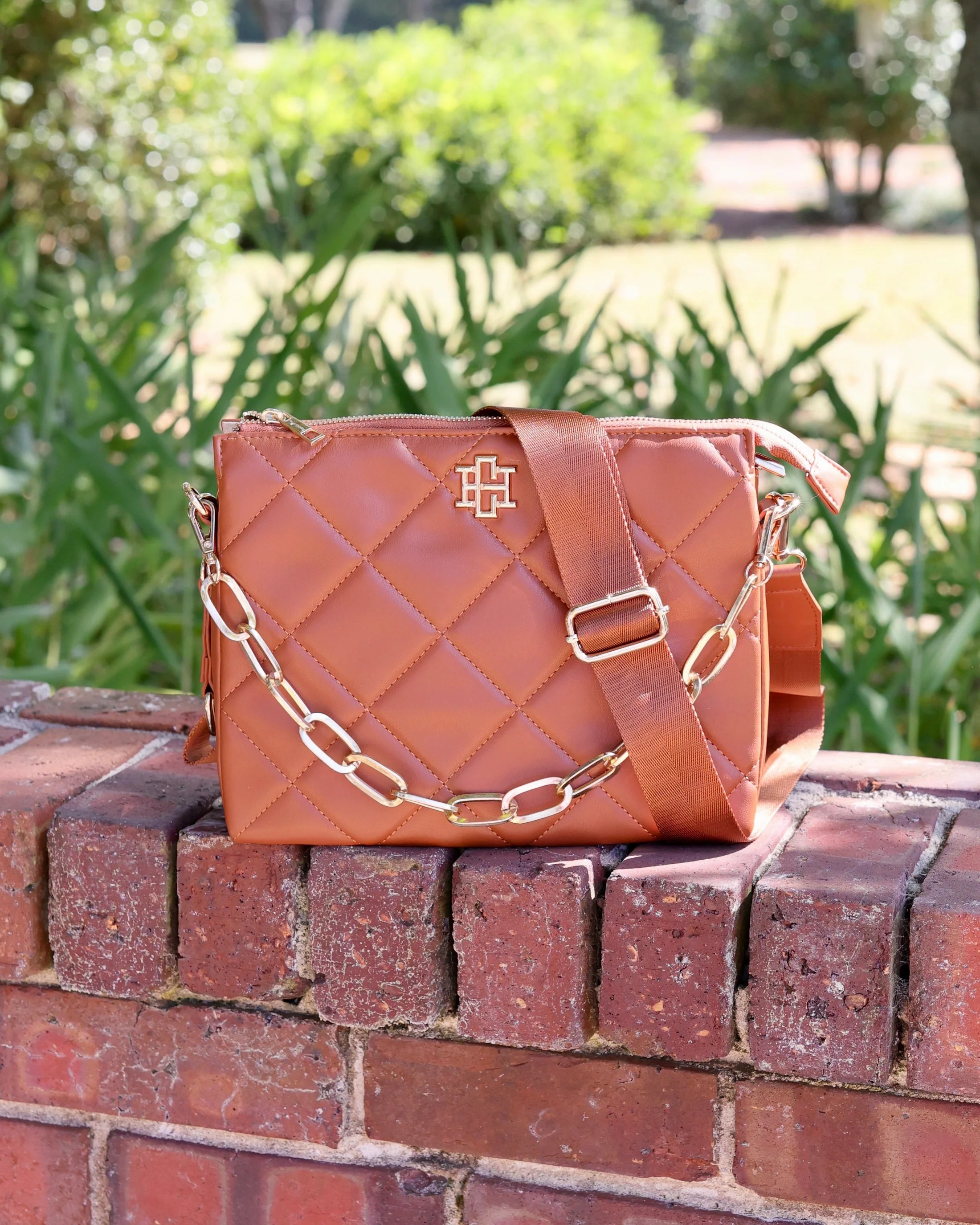 Caroline Hill| Ariana Crossbody