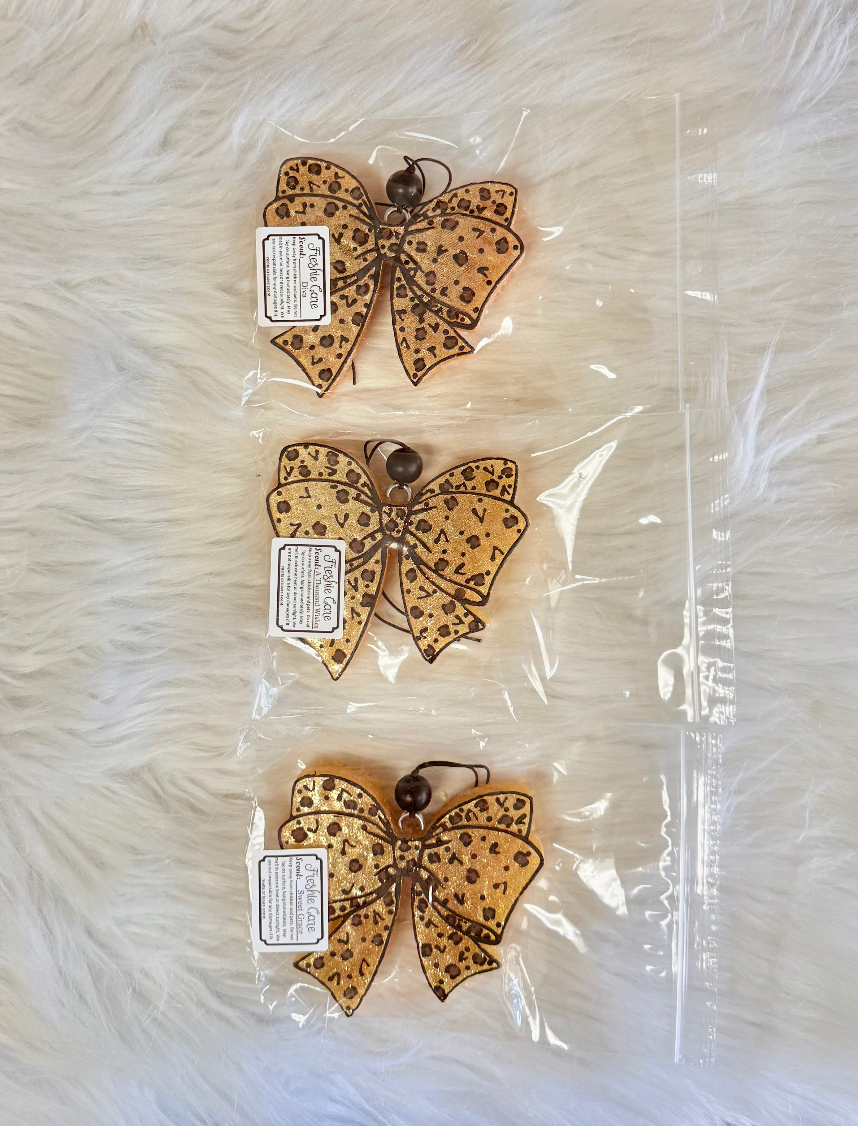 Leopard Bow Freshie