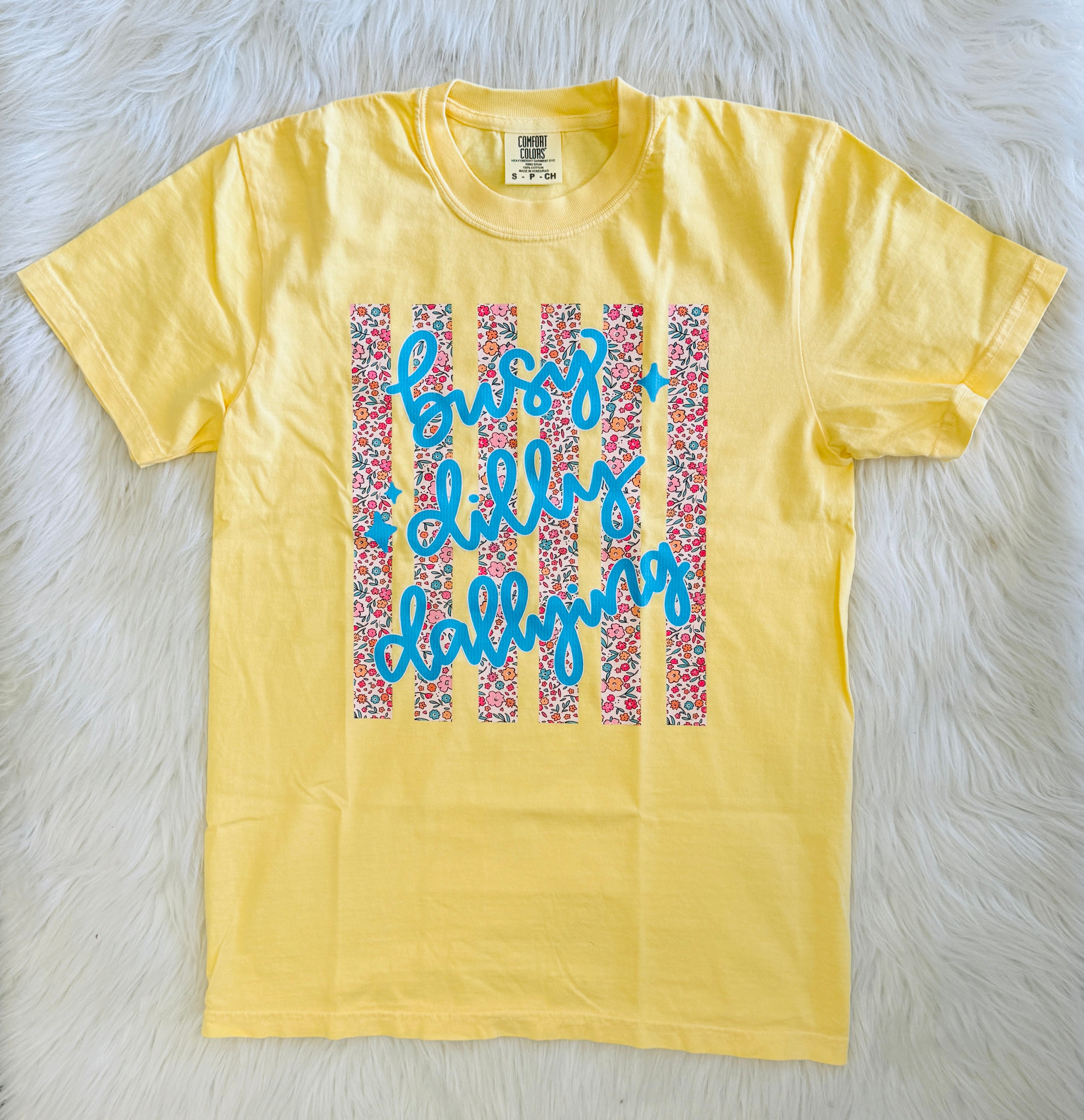 Dilly Dallying Tee