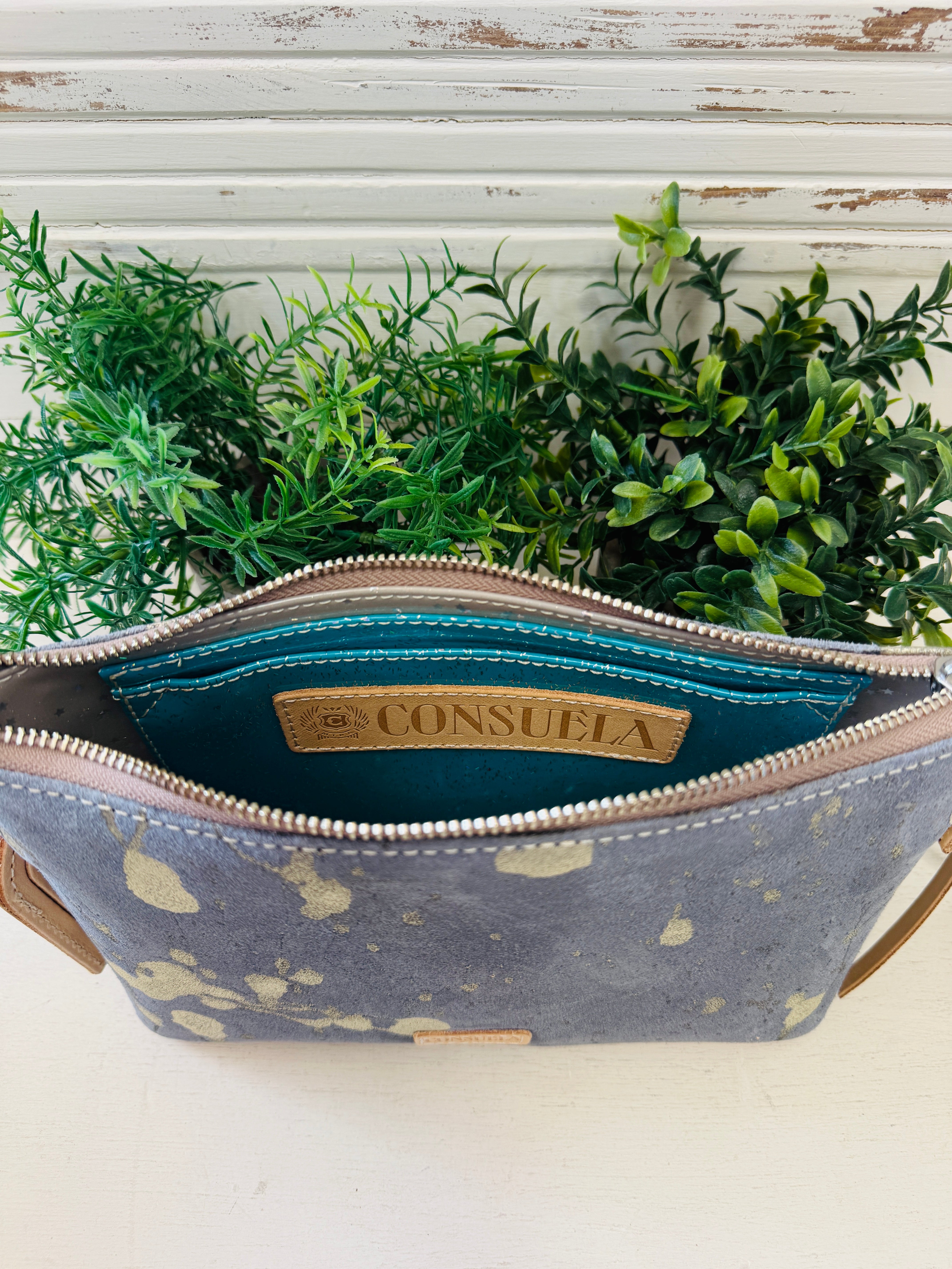 Consuela|Jagger Midtown Crossbody