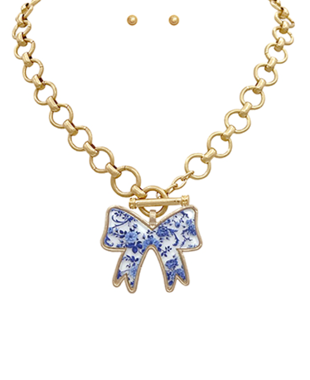 Chinoiserie Bow Necklace