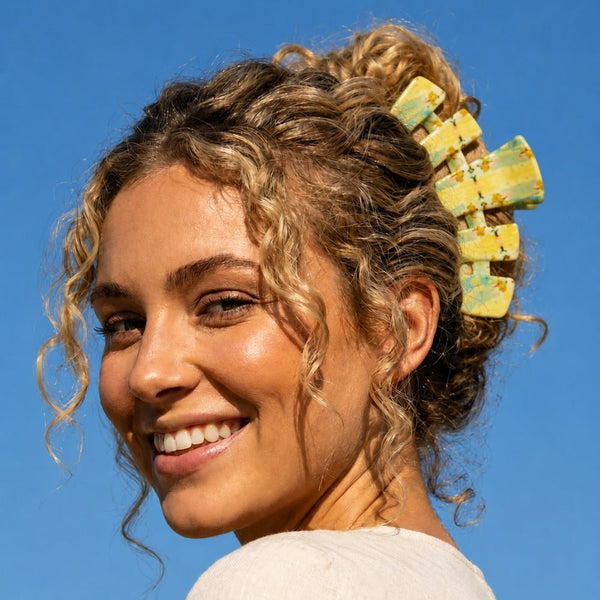 Laura Park x Siesta Teleties Claw Clip