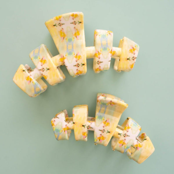 Laura Park x Siesta Teleties Claw Clip
