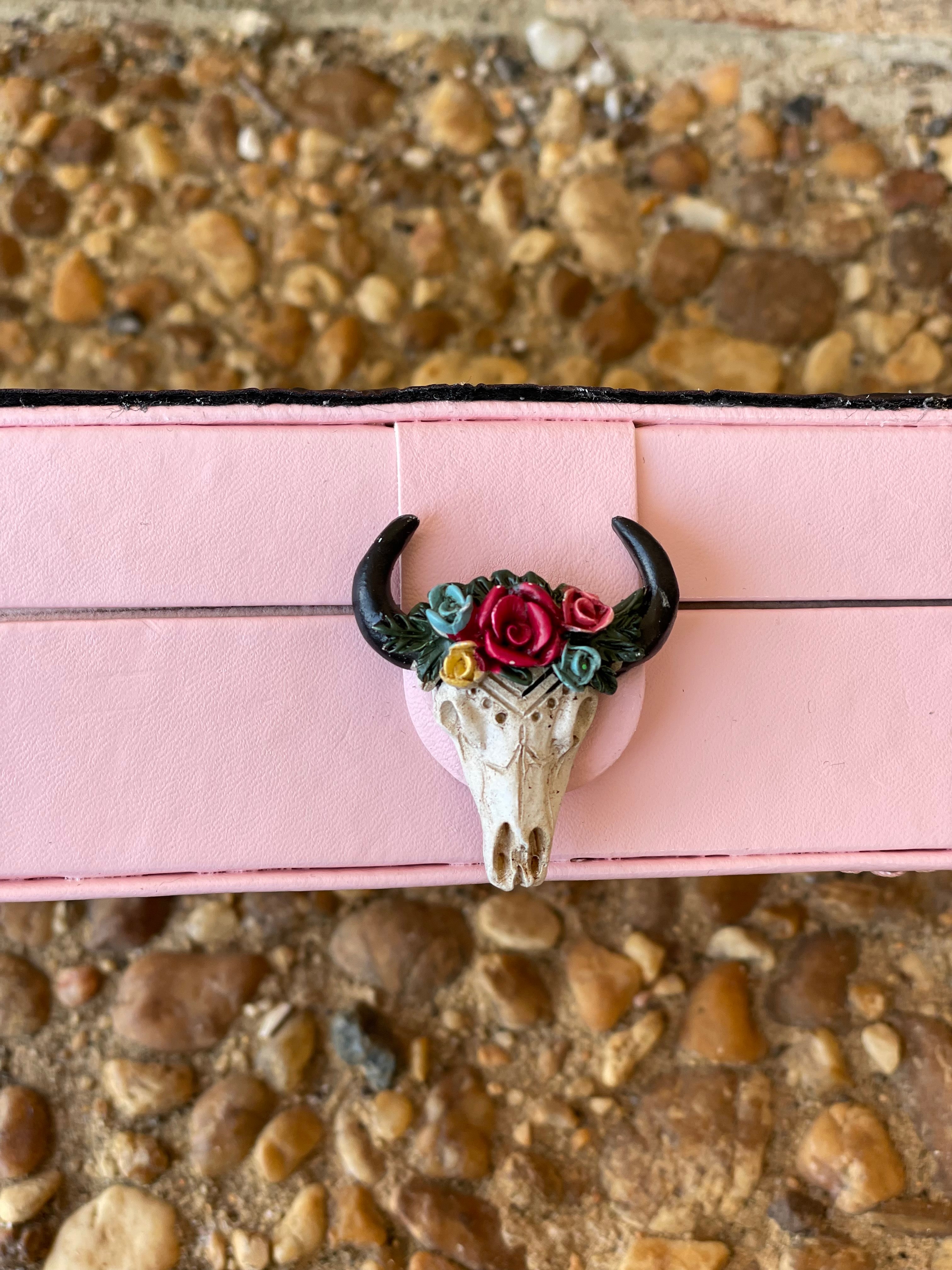 The Rosey Steer Traveler Case